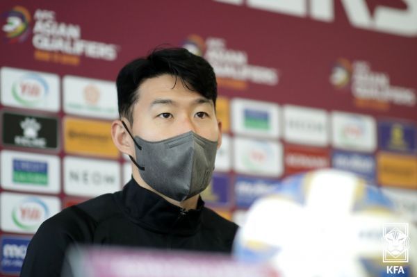 清冷师尊被c呻吟双腿打开